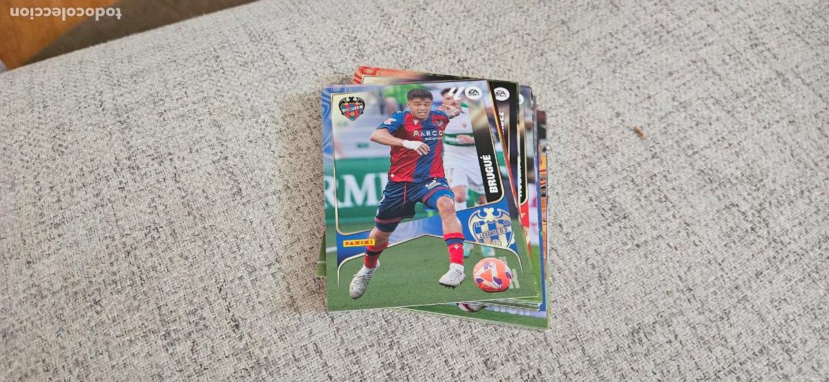 Football Stickers: Brugu&eacute; - N&ordm; 214 - Levante UD - Base card - Liga 2025 2026 25 26 Megacracks Trading Card