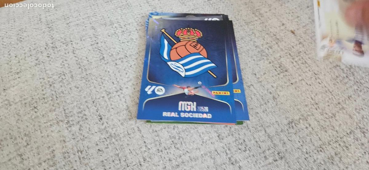 Football Stickers: Escudo - N&ordm; 307 - Real Sociedad - Base card - Liga 2025 2026 25 26 Megacracks Trading Card