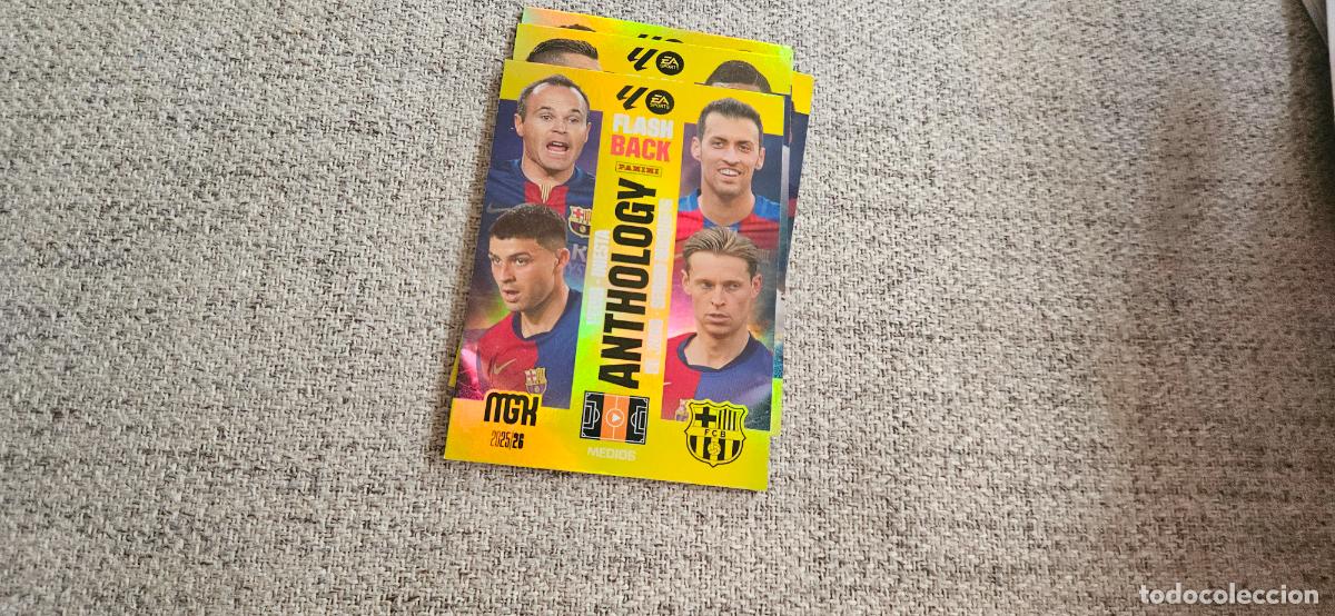 Fu&szlig;ball-Sticker: Iniesta / Sergio Busquets / Pedri / de Jong - N&ordm; 435 - FC Barcelona - Flash Back Anthology -