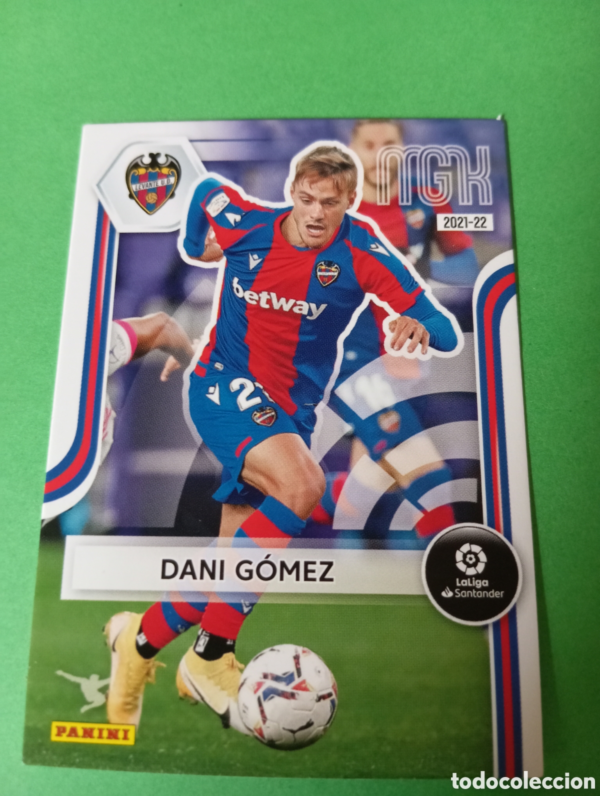 Cromos de f&uacute;tbol: Dani G&oacute;mez Levante n&deg;216 / PANINI MEGACRACKS 2021/2022