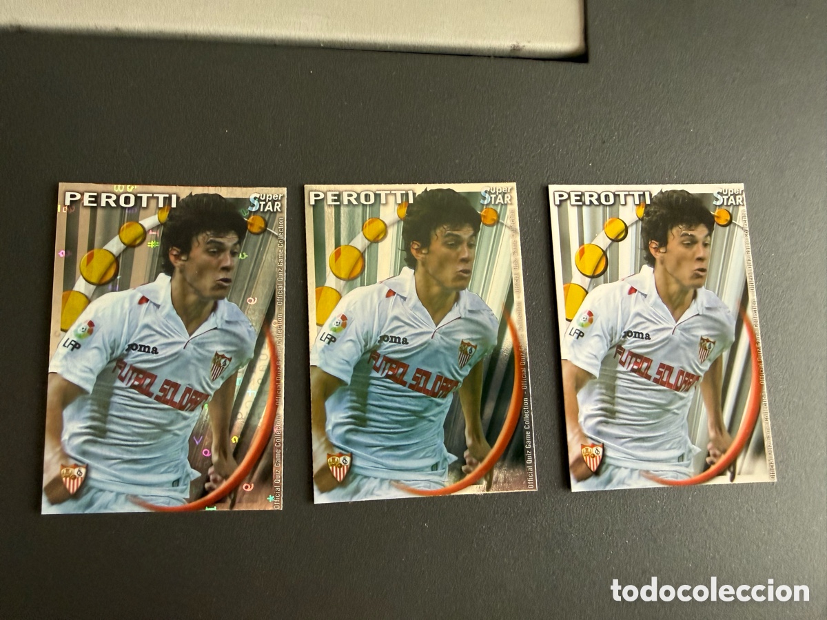 Football Stickers: MUNDICROMO 2011. 107. Star. PEROTTI ( Sevilla ). Mate , Brillo y Letras