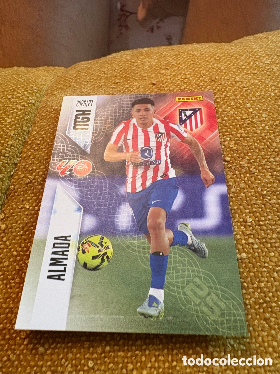 Figurine di Calcio: ALMADA ATL&Eacute;TICO DE MADRID NUMERO 68 MEGACRACKS 2026 2027