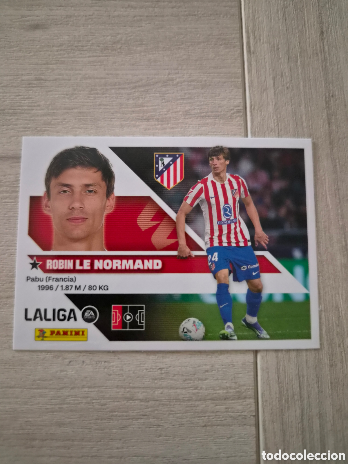 Fu&szlig;ball-Sticker: N&deg;8A Atl&eacute;tico de Madrid Le Normand Liga Este 26/27