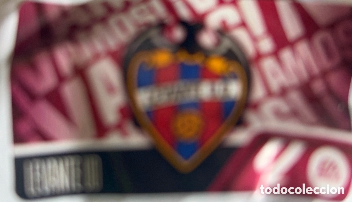 Cromos de f&uacute;tbol: ESCUDO (LEVANTE) CHICLE LIGA 2026/27 (PANINI)