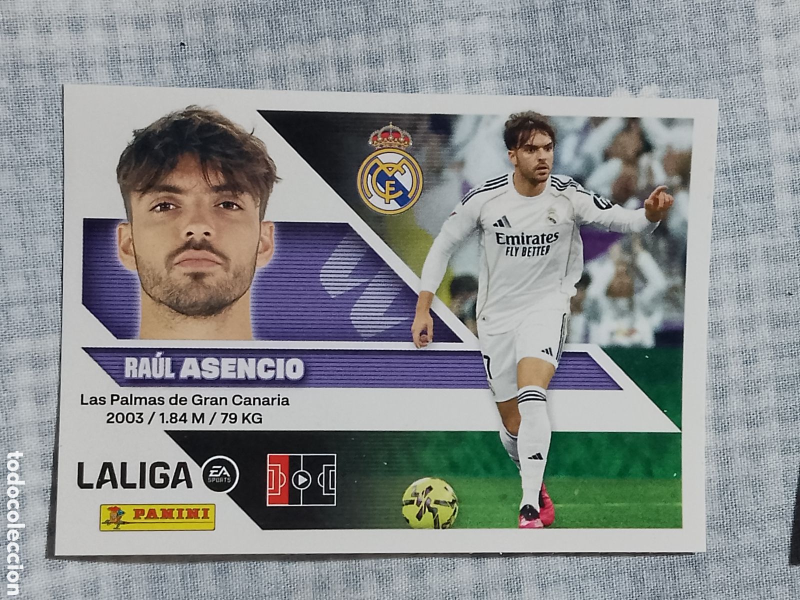 Fu&szlig;ball-Sticker: RAUL ASENCIO - REAL MADRID . - LA LIGA 26 27 . CROMO N 7 PANINI ESTE 2026 2027 - LALIGA