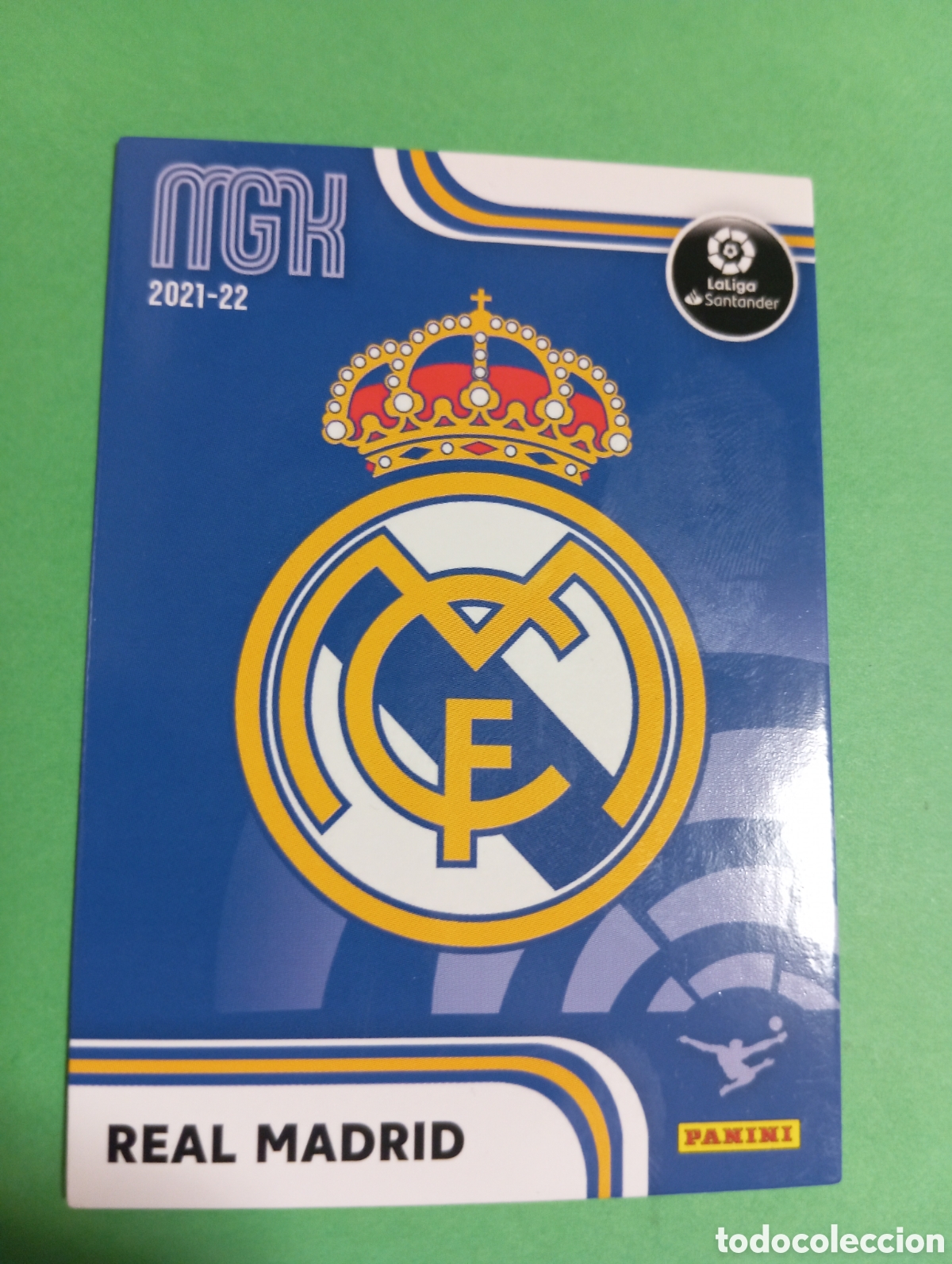 Cromos de f&uacute;tbol: Escudo del Real Madrid n&deg;217 / PANINI MEGACRACKS 2021/2022