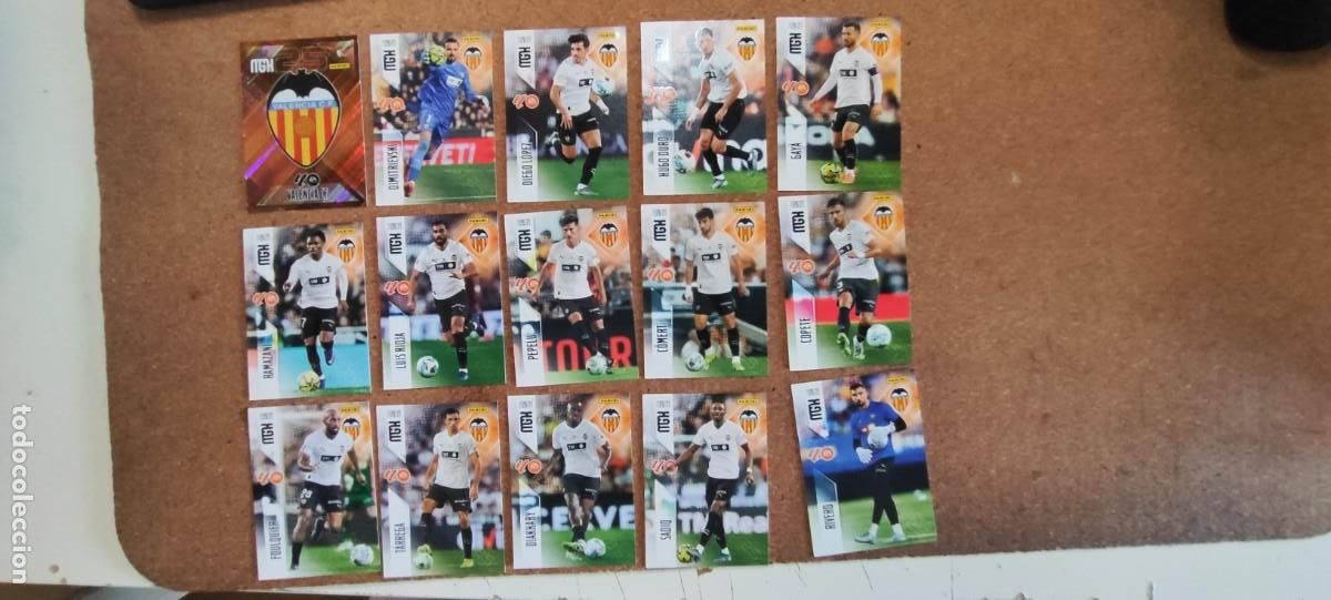 Cromos de f&uacute;tbol: NUEVOS MEGACRACKS 26/27 LOTE 15 CARTAS DEL VALENCIA # PANINI