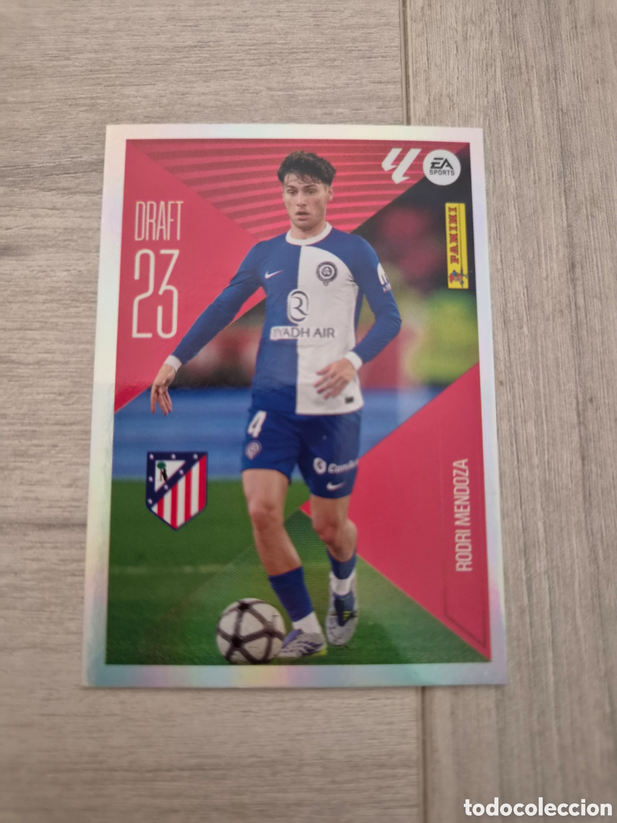 Fu&szlig;ball-Sticker: N&deg;21 Draft Rodri Mendoza Liga Este 26/27