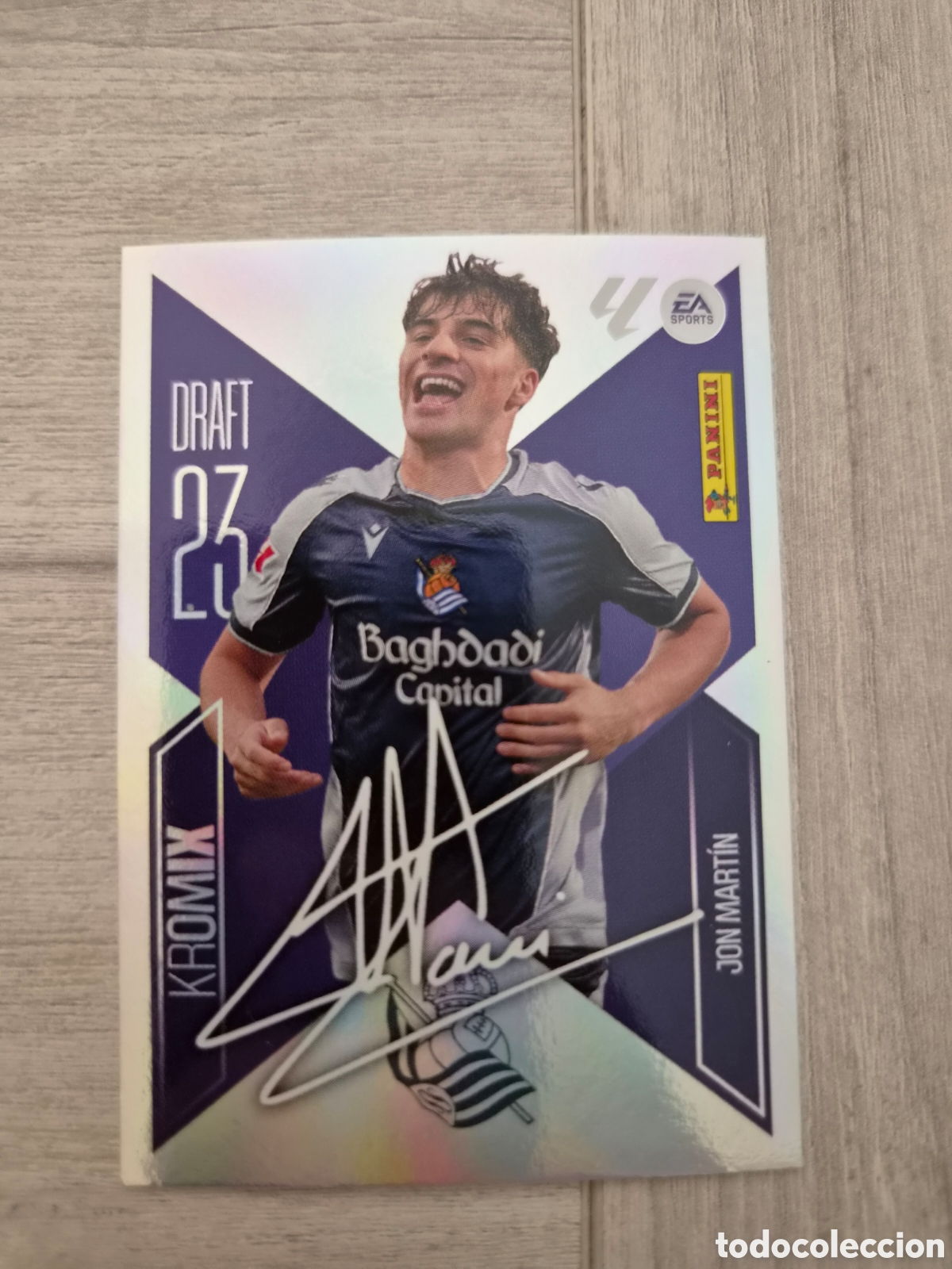 Fu&szlig;ball-Sticker: N&deg;K13 Kromix Draft Jon Martin Liga Este 26/27