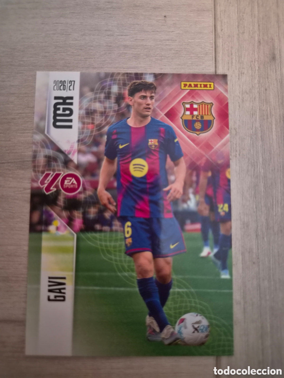 Fu&szlig;ball-Sticker: N&deg;84 FC Barcelona Gavi Megacracks 26/27