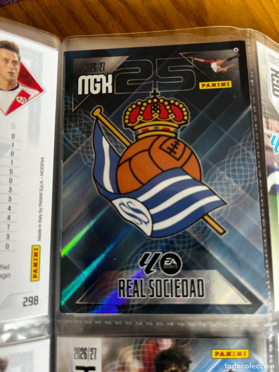 Figurine di Calcio: MEGACRACKS MGK 2026 2027 26 27 PANINI N&ordm; 307 ESCUDO REAL SOCIEDAD