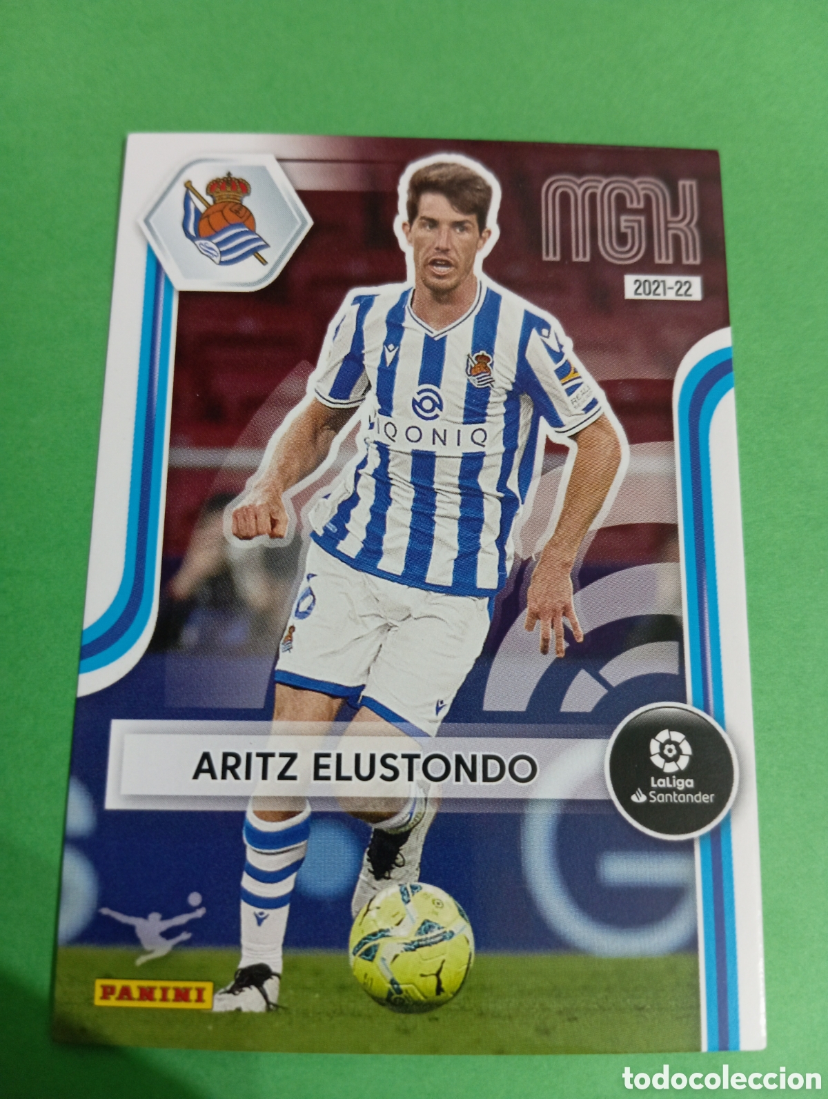 Cartes &agrave; collectionner de Football: Aritz Elustondo Real Sociedad n&deg;293 / PANINI MEGACRACKS 2021/2022