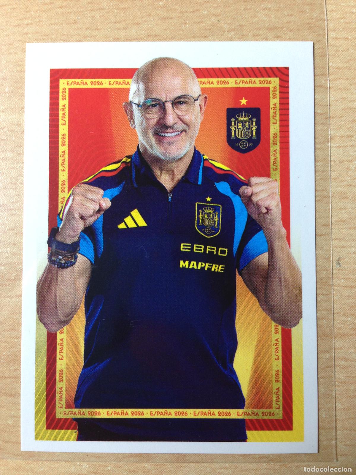 Figurine di Calcio: 2026 - 7 LUIS DE LA FUENTE - ESPA&Ntilde;A 2026 - PANINI CARREFOUR