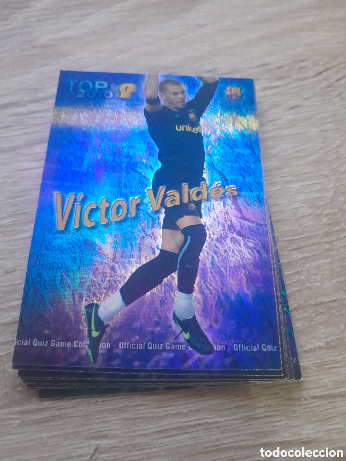 Cromos de f&uacute;tbol: n&ordm; 541 V&Iacute;CTOR VALD&Eacute;S JASPEADO AZUL TOP 2010 MUNDICROMO 2009-2010