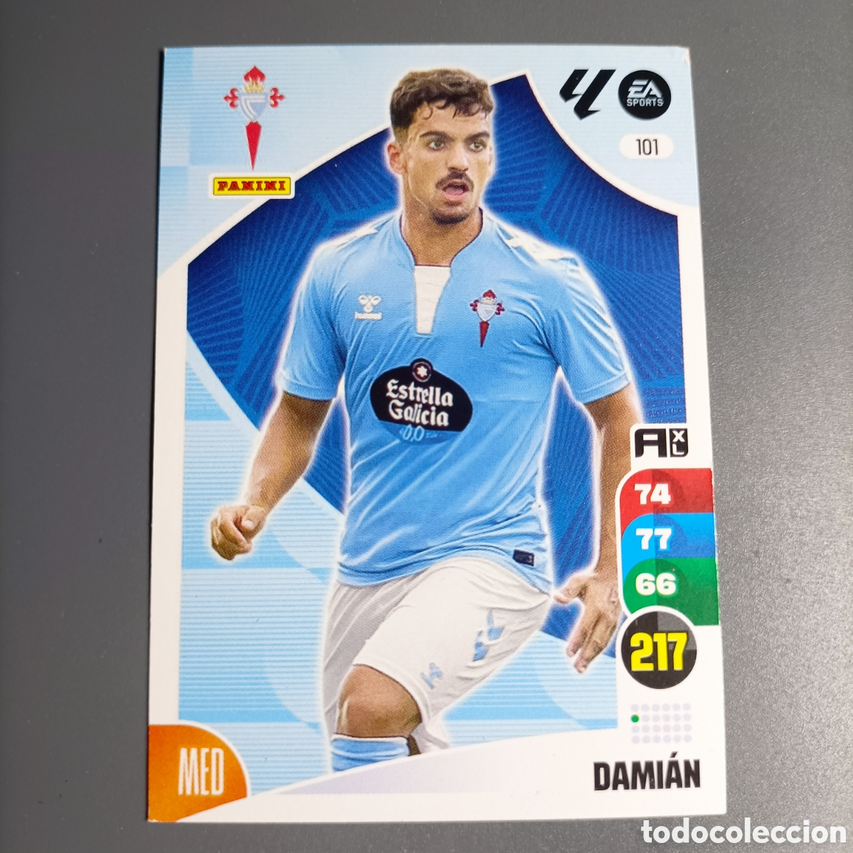 Cromos de f&uacute;tbol: ADRENALYN. LIGA 2024-2025 (CELTA) №101 DAMI&Aacute;N