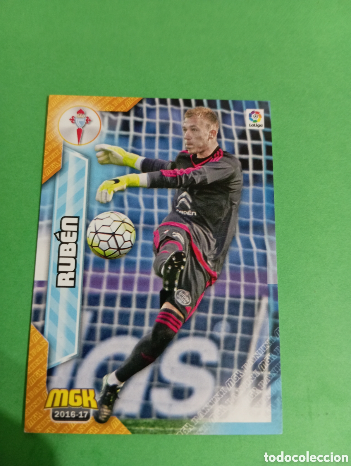 Cartes &agrave; collectionner de Football: Rub&eacute;n Celta de Vigo n&deg;139 / PANINI MEGACRACKS 2016/2017