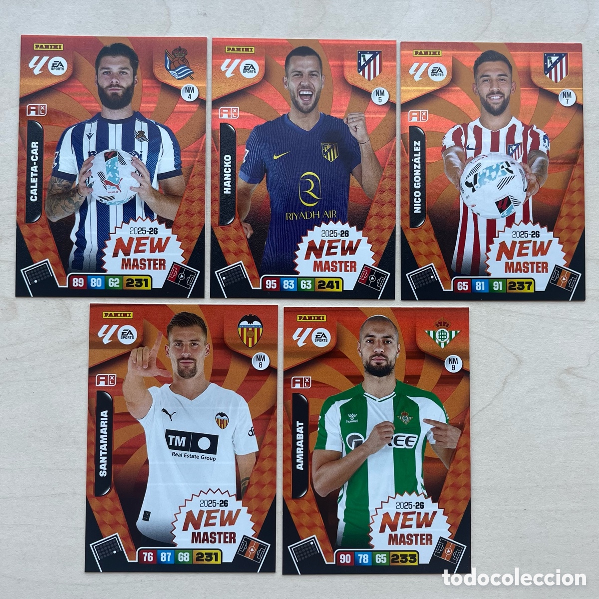 Cromos de f&uacute;tbol: Lote 5 New Master Adrenalyn XL 2025-26