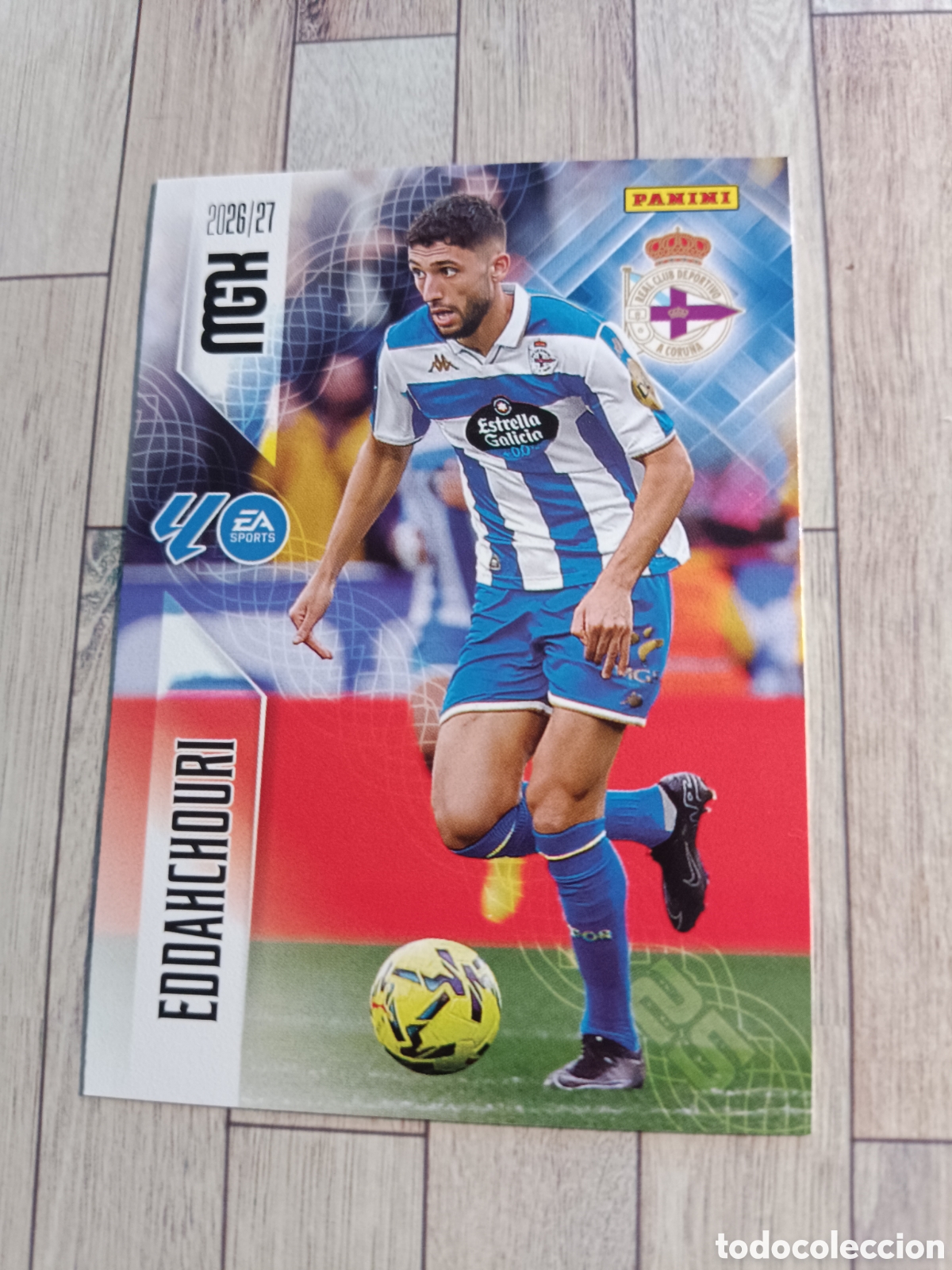 Fu&szlig;ball-Sticker: 143 EDDAHCHOURI DEPORTIVO DE LA CORU&Ntilde;A MEGACRACKS MGK 26 27 PANINI 2026 2027