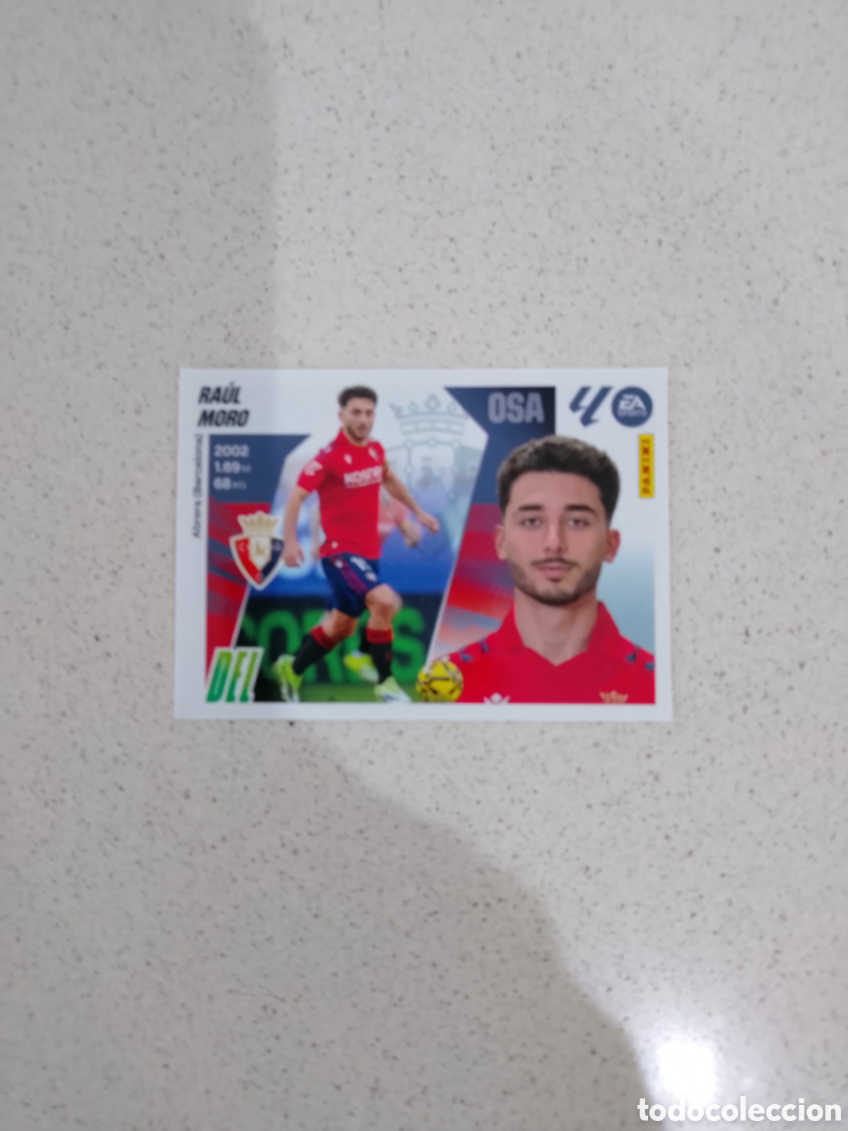 Figurine di Calcio: CROMO N&Uacute;MERO 25 RA&Uacute;L MORO OSASUNA. MERCADO INVIERNO LIGA ESTE 25/26.