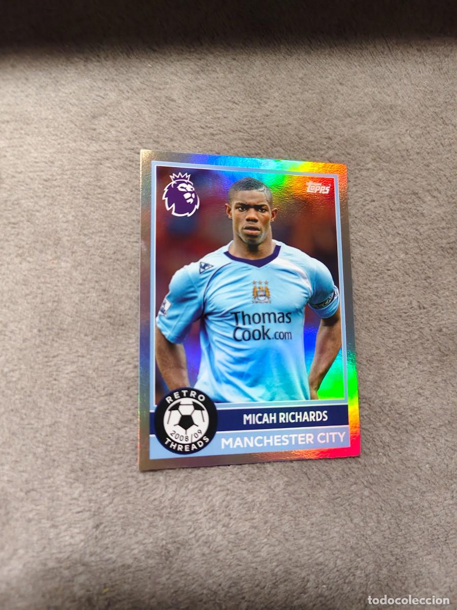 Figurine di Calcio: 392 PREMIER LEAGUE 2025 26 MICAH RICHARDS MANCHESTER CITY RETRO THREADS TOPPS 25 2026 AAL