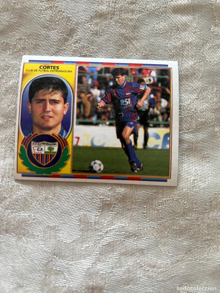 Figurine di Calcio: CORT&Eacute;S EXTREMADURA SIN PEGAR EDICIONES ESTE 1996-97