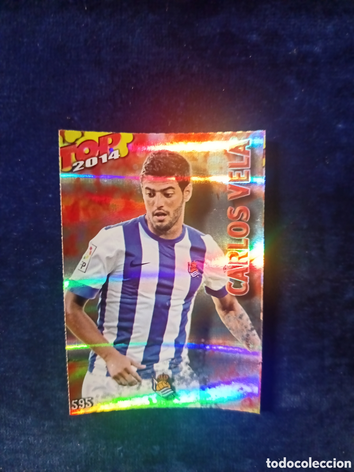 Cromos de f&uacute;tbol: 595 Carlos Vela TOP BRILLO ROJO RAYAS - MUNDICROMO 2013 2014 13-14