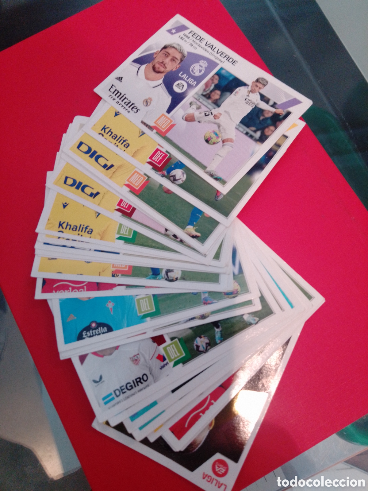 Cromos de f&uacute;tbol: 34 CROMOS ESTE 2023-2024 SIN PEGAR