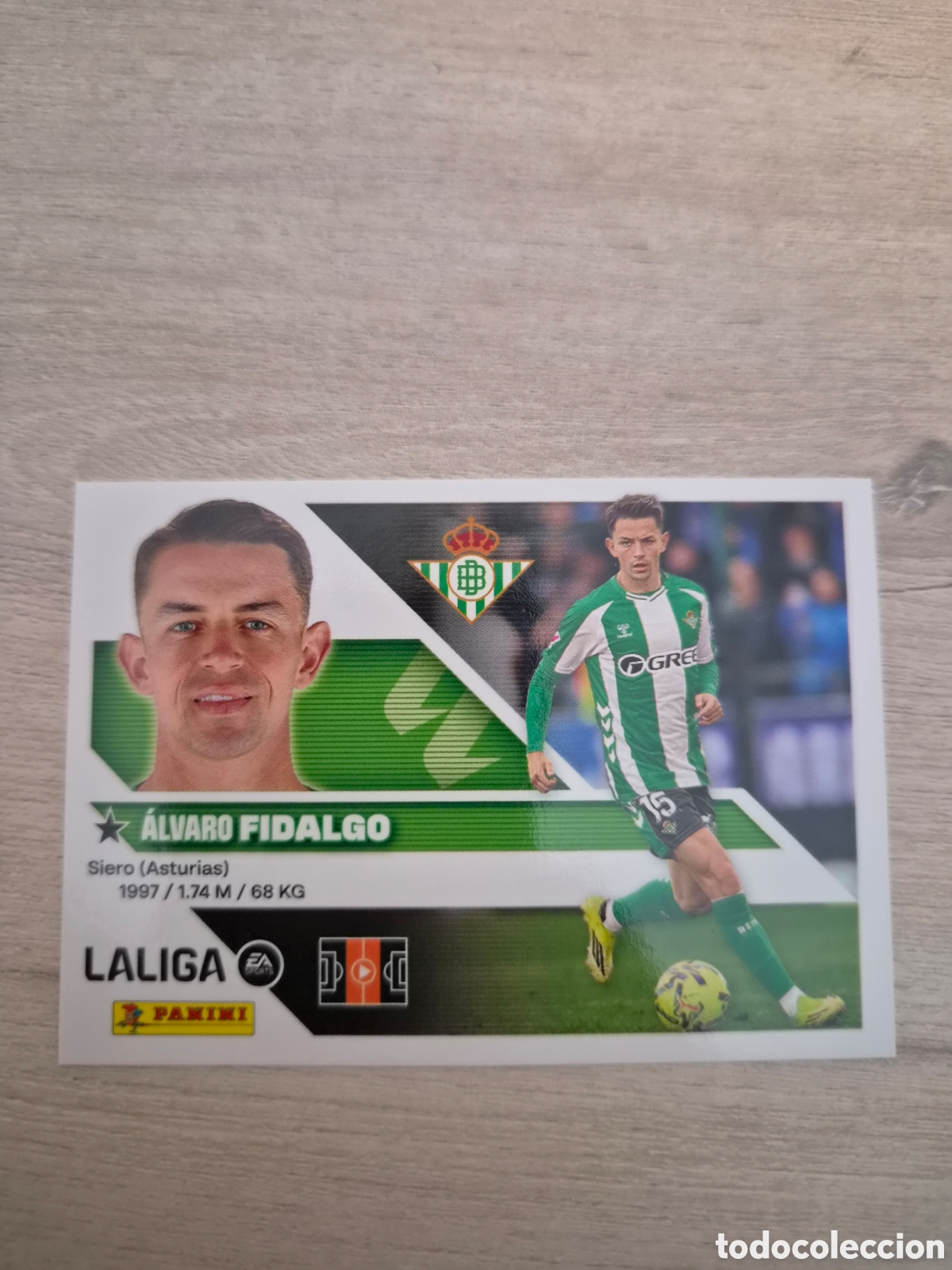 Football Stickers: N&deg;12 Betis Fidalgo Liga Este 26/27