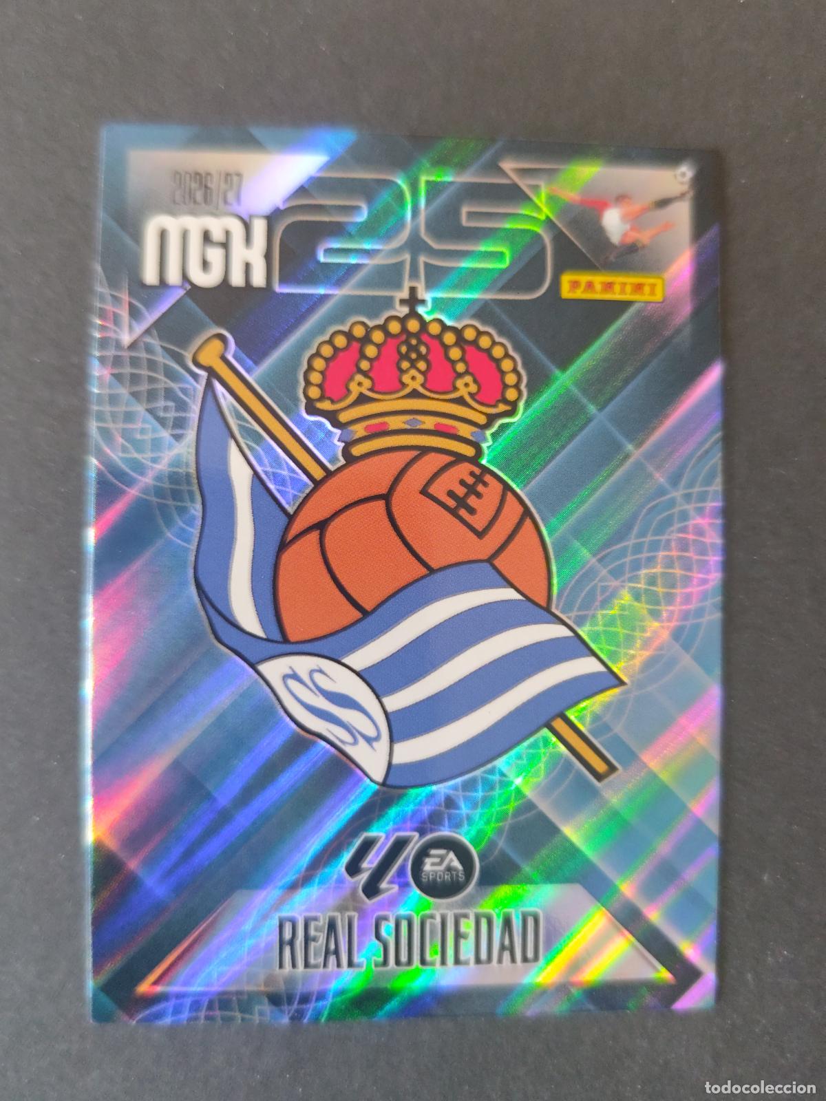 Fu&szlig;ball-Sticker: 307 ESCUDO REAL SOCIEDAD MEGACRACKS 2026 2027 26 27