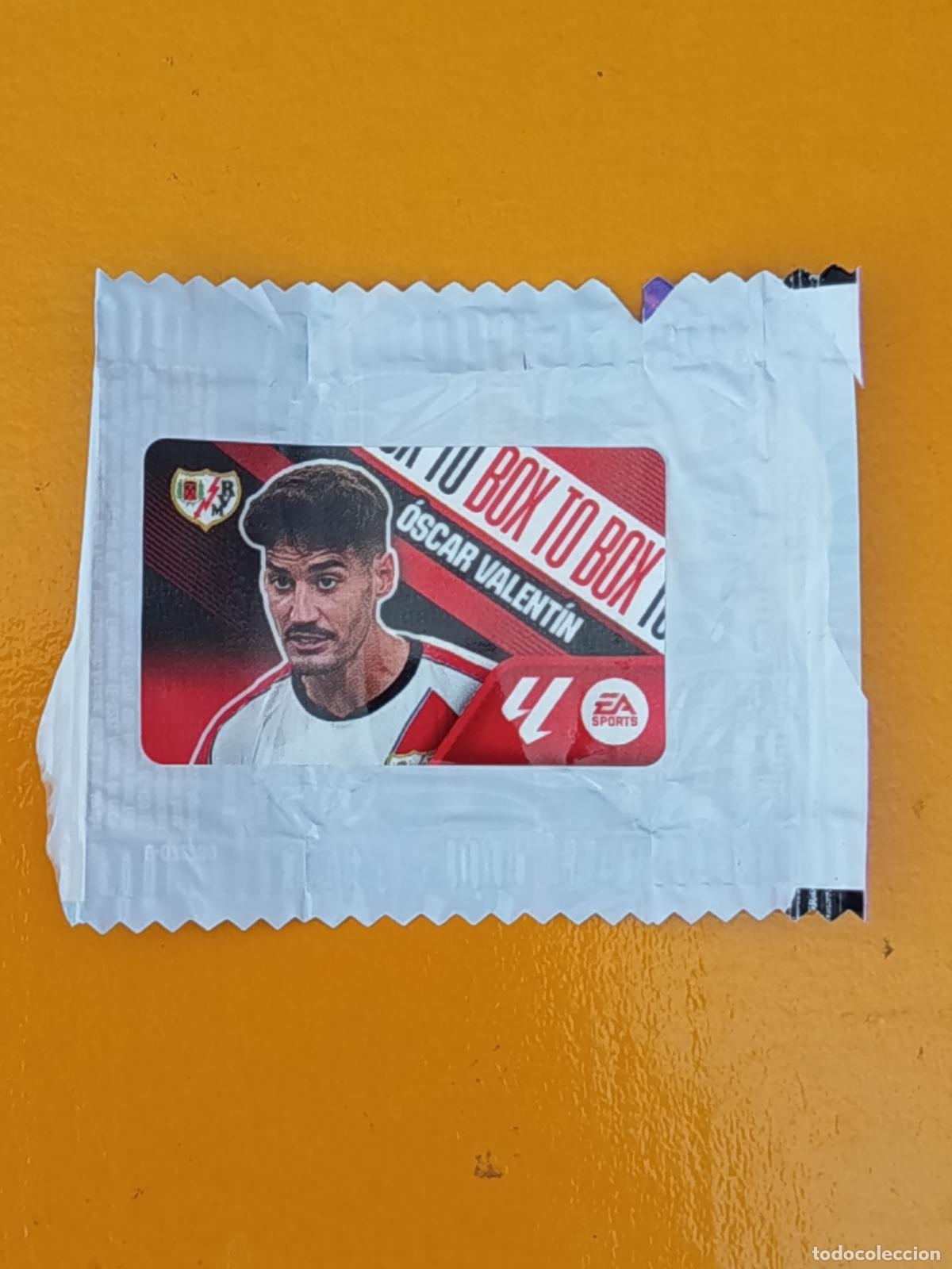 Cromos de f&uacute;tbol: &Oacute;SCAR VALENT&Iacute;N. BOX TO BOX. RAYO VALLECANO. CHICLE LIGA ESTE 2026-27. PANINI