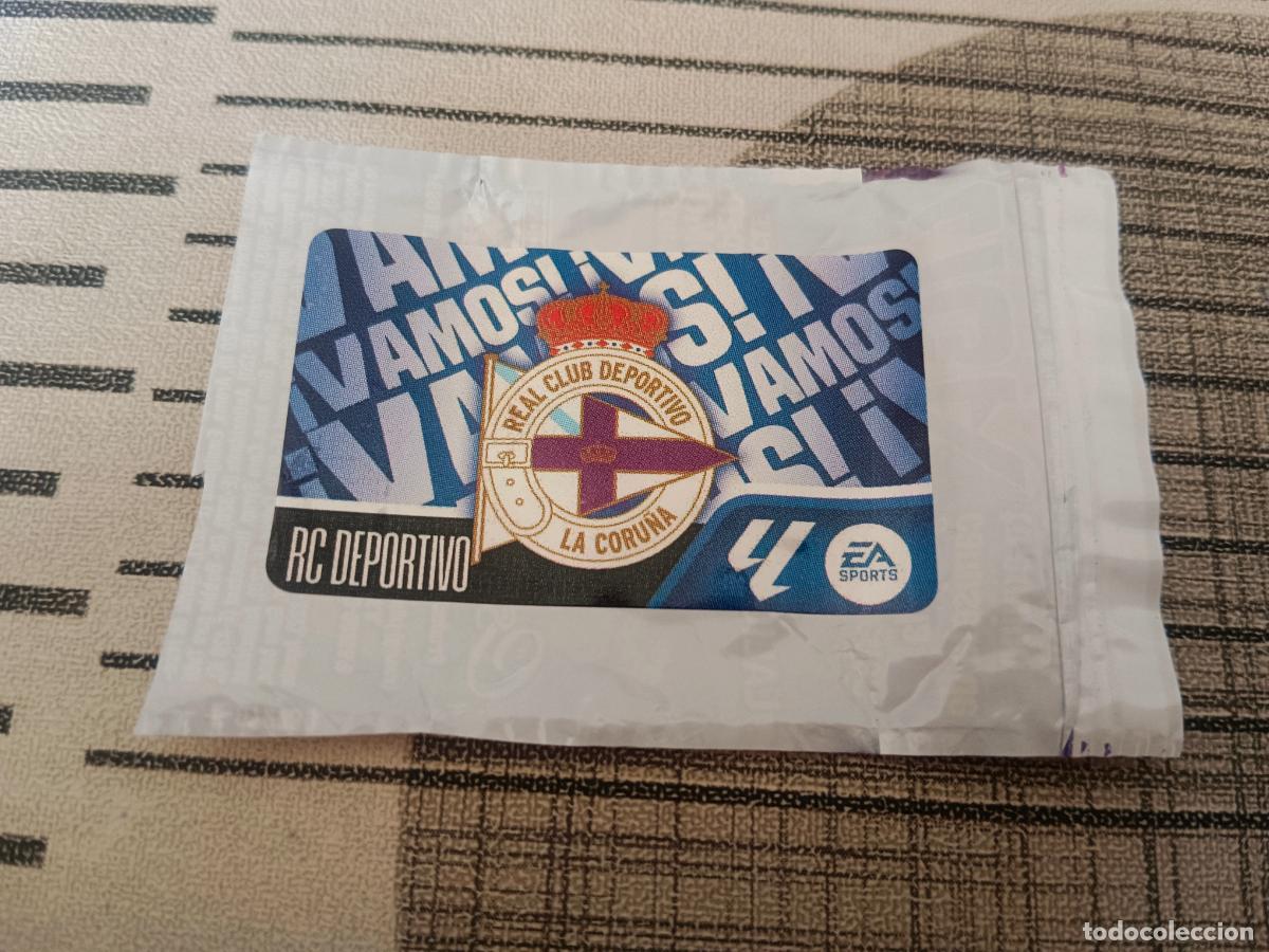 Cromos de f&uacute;tbol: TEMPORADA 2026 2027 26 27 CHICLE ESCUDO DEPORTIVO CHICLES ESTE