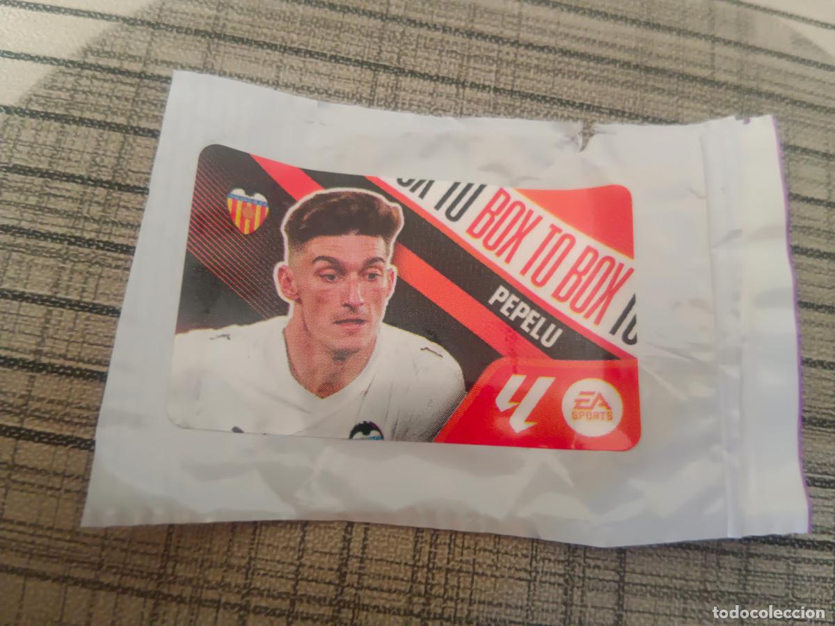 Cromos de f&uacute;tbol: TEMPORADA 2026 2027 26 27 CHICLE BOX TO BOX PEPELU VALENCIA ESTE