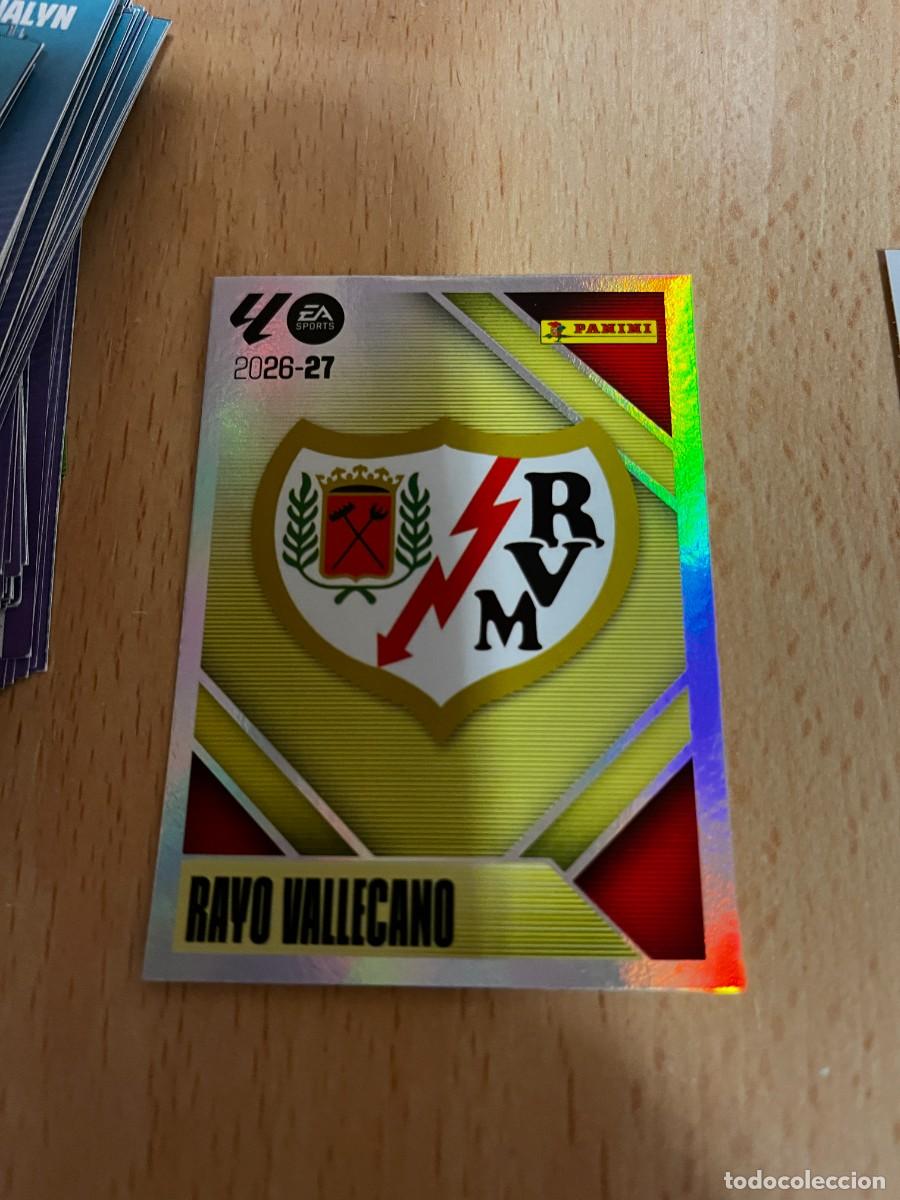 Cromos de f&uacute;tbol: LIGA ESTE 2026 2027 26 27 PANINI N&ordm; 1 ESCUDO RAYO VALLECANO