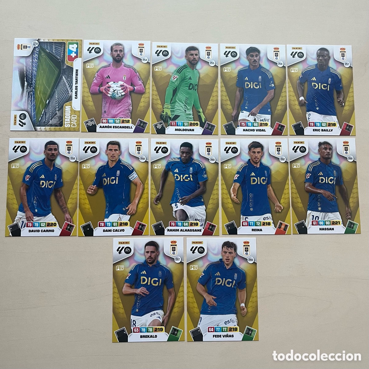 Cromos de f&uacute;tbol: Lote 12 cartas Oviedo Adrenalyn XL 2025-26