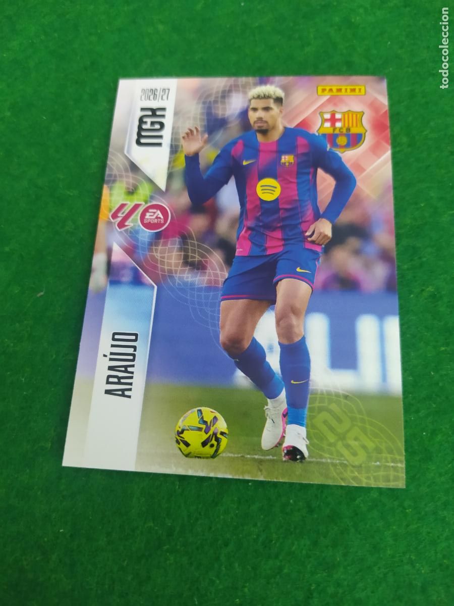 Cromos de f&uacute;tbol: MEGACRACKS 2026 2027 MGK 26 27 NUEVO - FC BARCELONA N&ordm; 80 ARAUJO