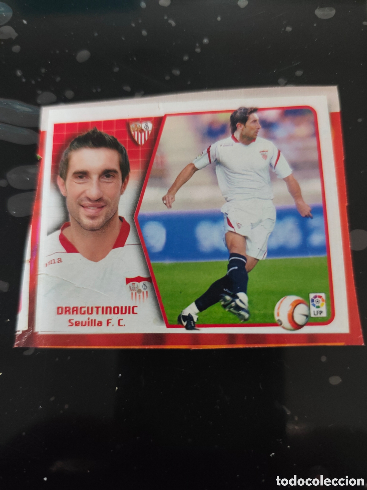 Cromos de f&uacute;tbol: Dragutinovic coloca Sevilla este 2005-2006 recortado