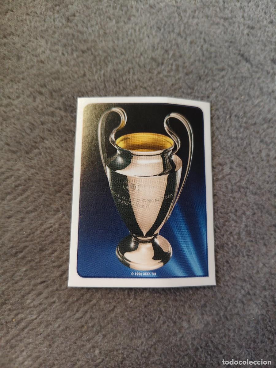 Cromos de f&uacute;tbol: 2 CHAMPIONS LEAGUE 2014 15 UEFA CHAMPIONS LEAGUE TROPHY INTRO STICKER PANINI 14 2015 UCL AAM