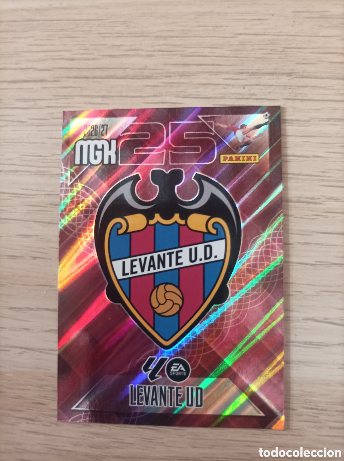 Cromos de f&uacute;tbol: MEGACRACKS PANINI 2026-27 ESCUDO LEVANTE