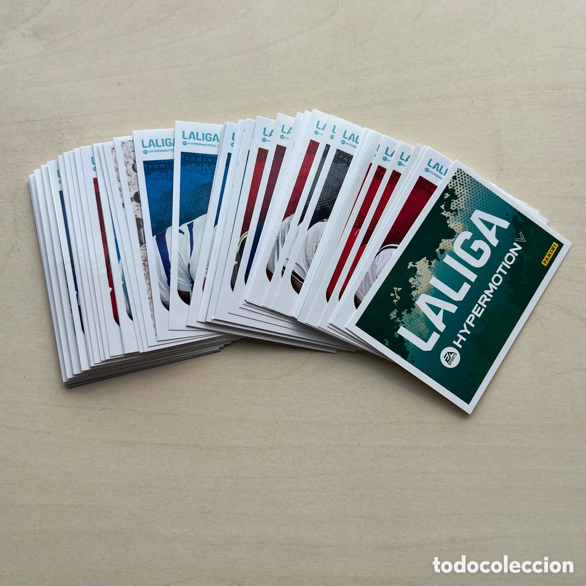 Cromos de f&uacute;tbol: Lote 67 cromos Liga Hypermotion 2025-26