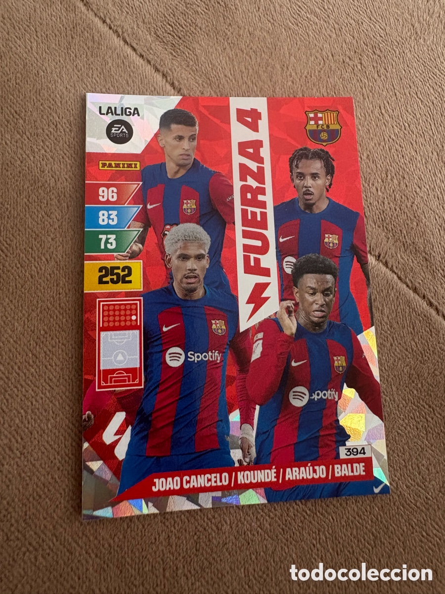 Figurine di Calcio: FICHA N&ordm; 394 BARCELONA - ADRENALYN 23 24 - PANINI 2023 - 24 - CROMO - FUERZA 4