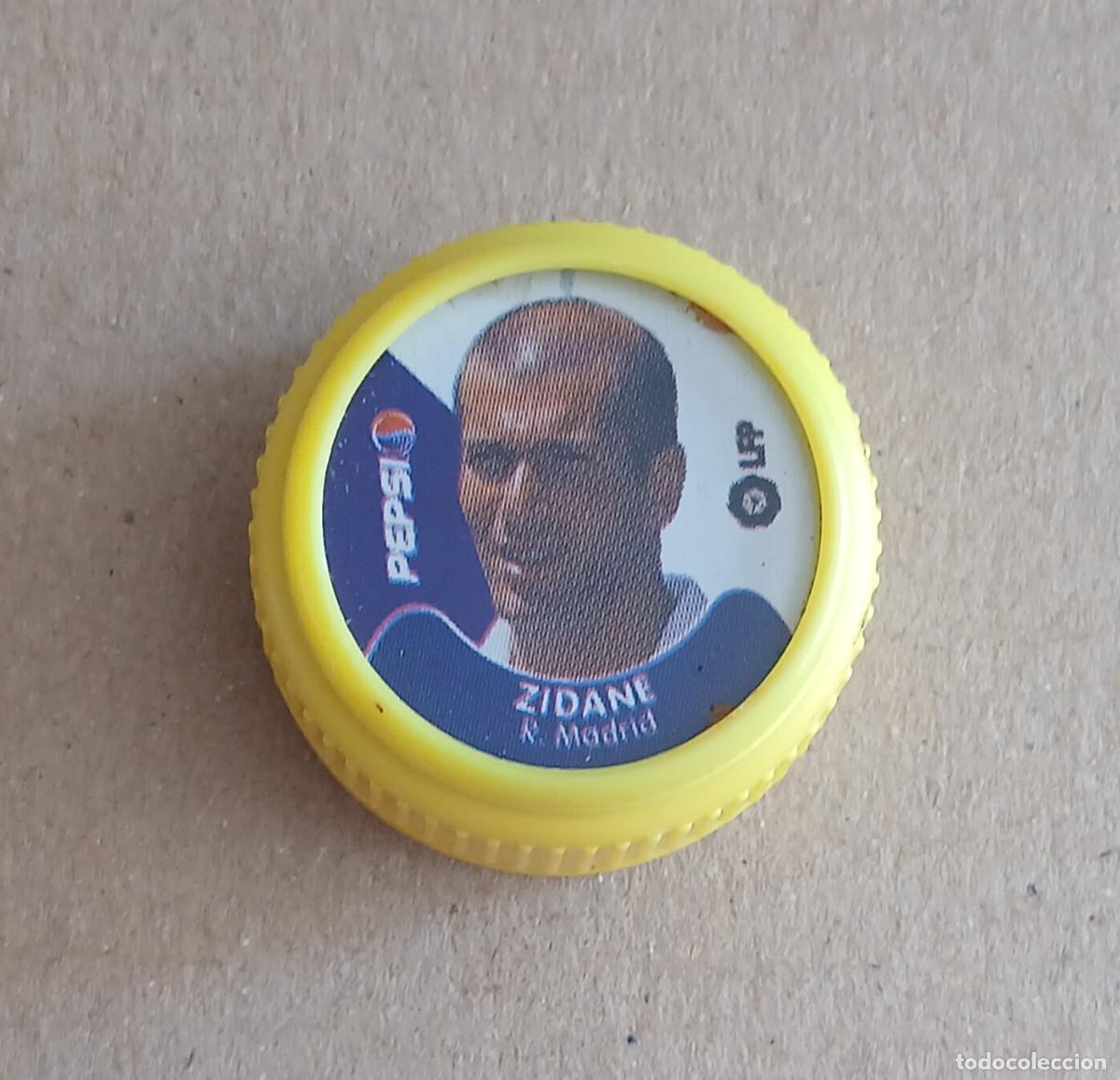 Cromos de f&uacute;tbol: TAP&Oacute;N ZIDANE REAL MADRID PEPSI COLA LFP 2001-2002. Buen estado.