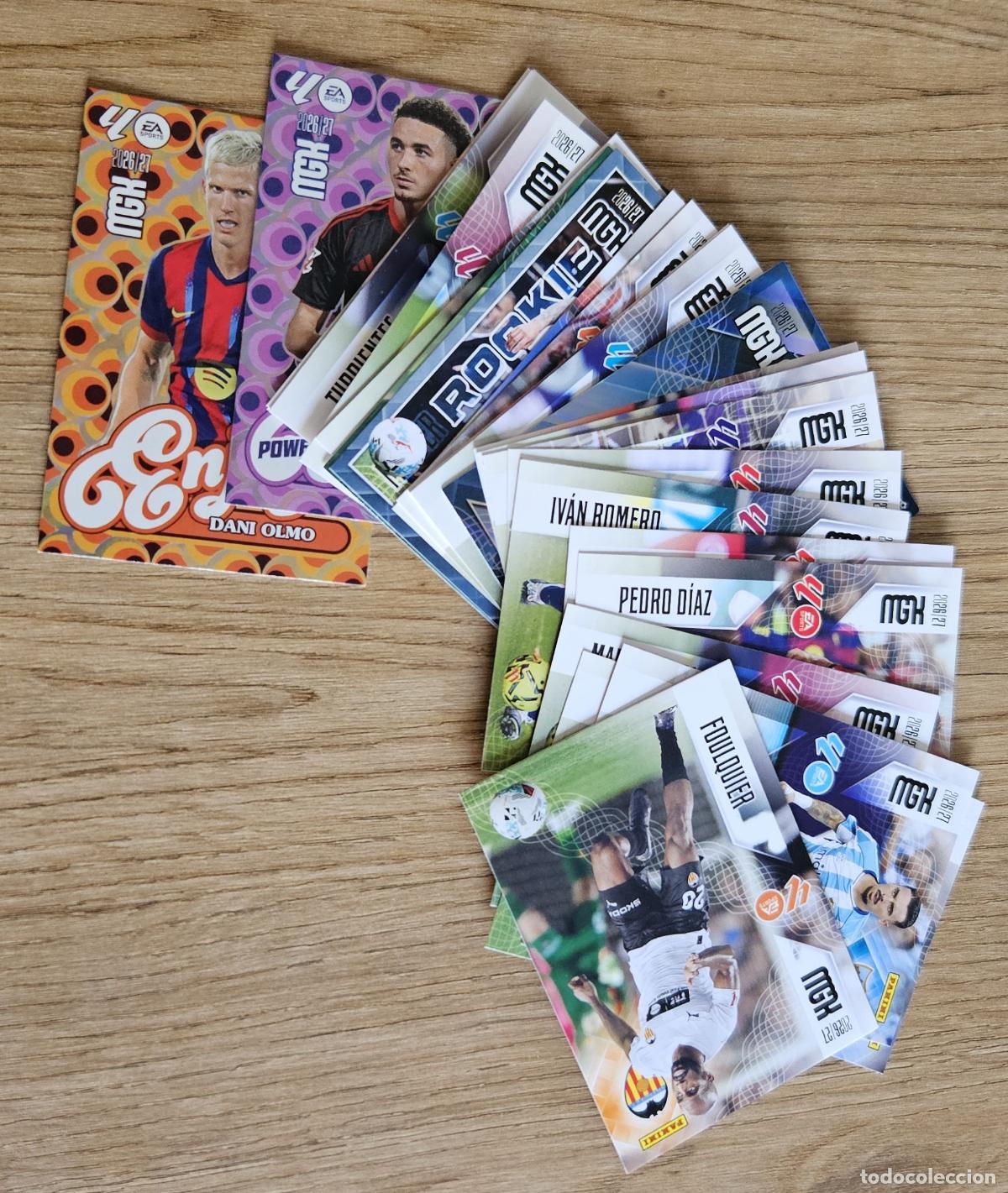 Cromos de Futebol: 28 cromos diferentes de Megacracks 2026-2027 (26-27). 1 Rookie, 2 Enjoy, 25 b&aacute;sicos