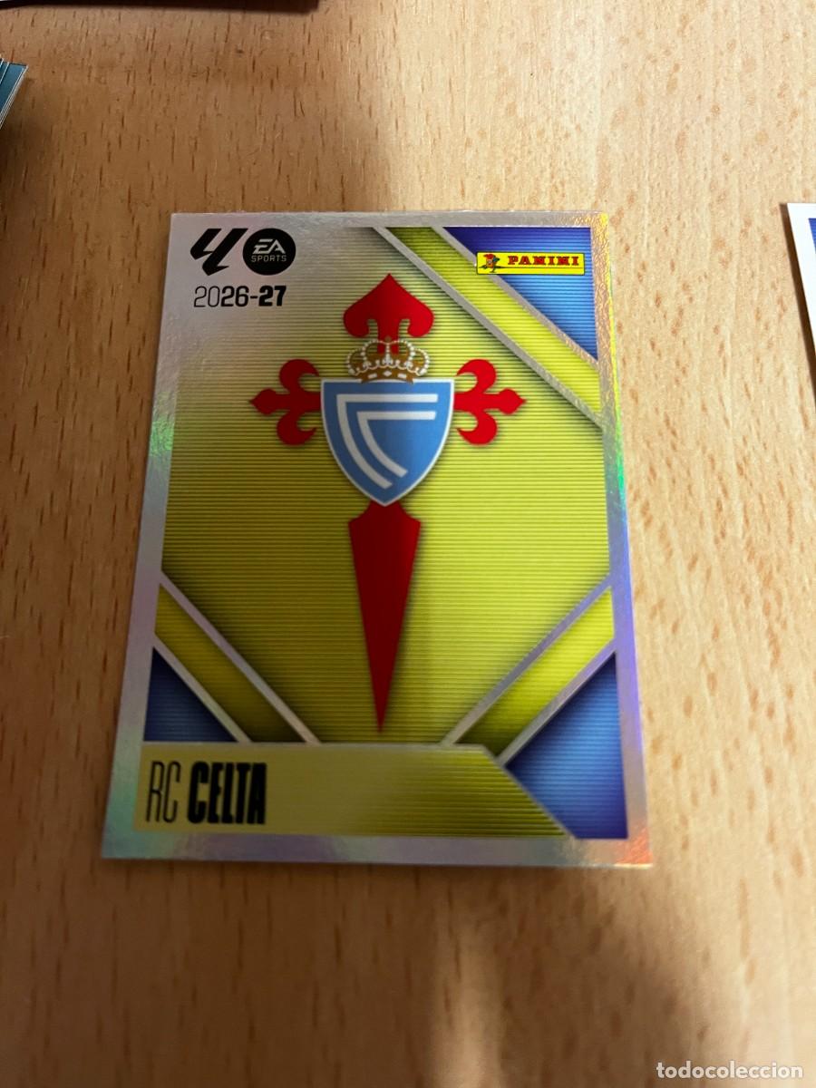 Cromos de f&uacute;tbol: LIGA ESTE 2026 2027 26 27 PANINI N&ordm; 1 ESCUDO CELTA