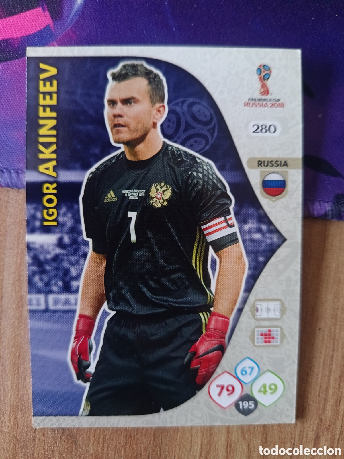 Cartes &agrave; collectionner de Football: 280 Akinfeev adrenalyn mundial fifa world cup 2018 18 rusia