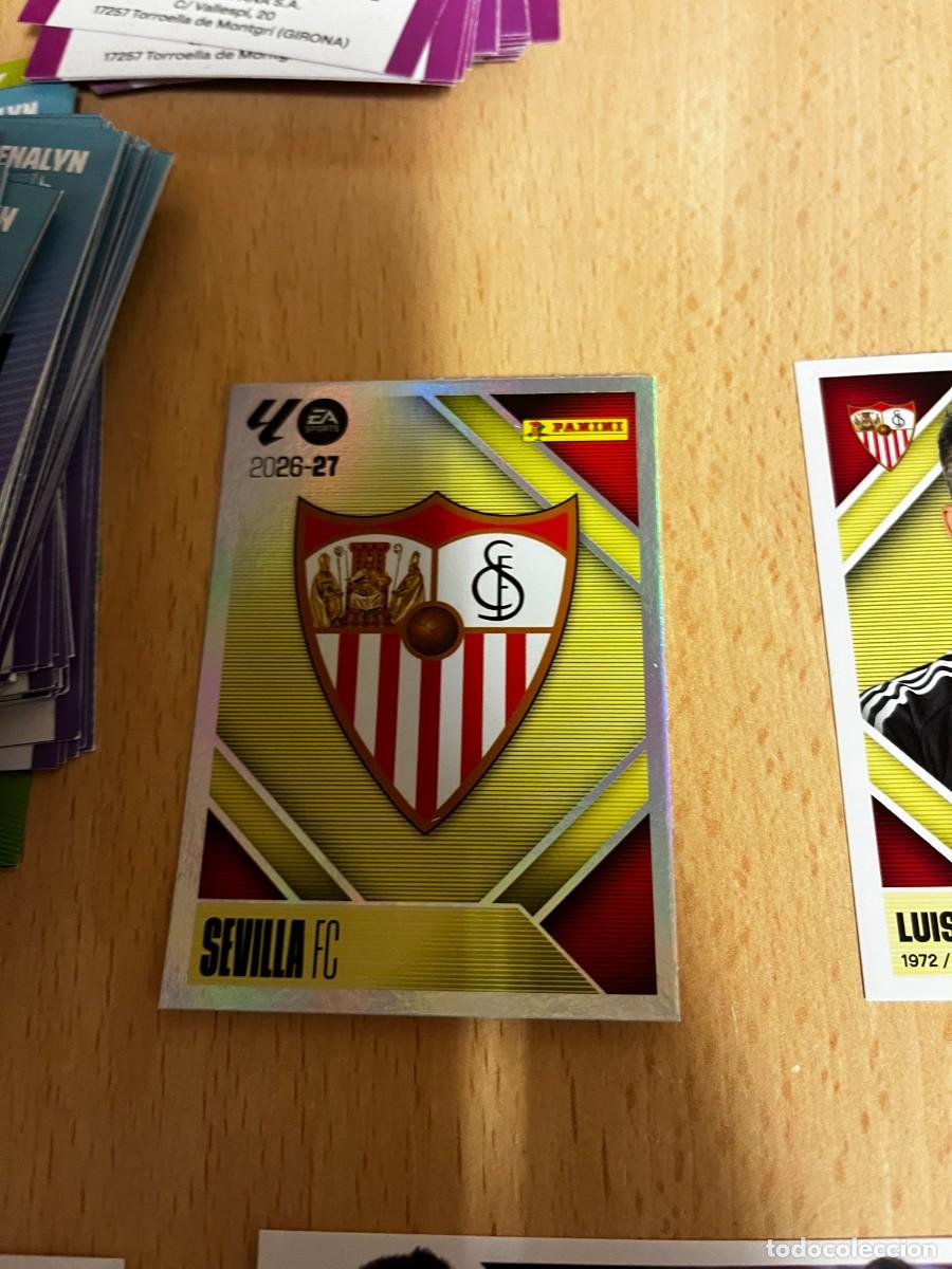 Cartes &agrave; collectionner de Football: LIGA ESTE 2026 2027 26 27 PANINI N&ordm; 1 ESCUDO SEVILLA