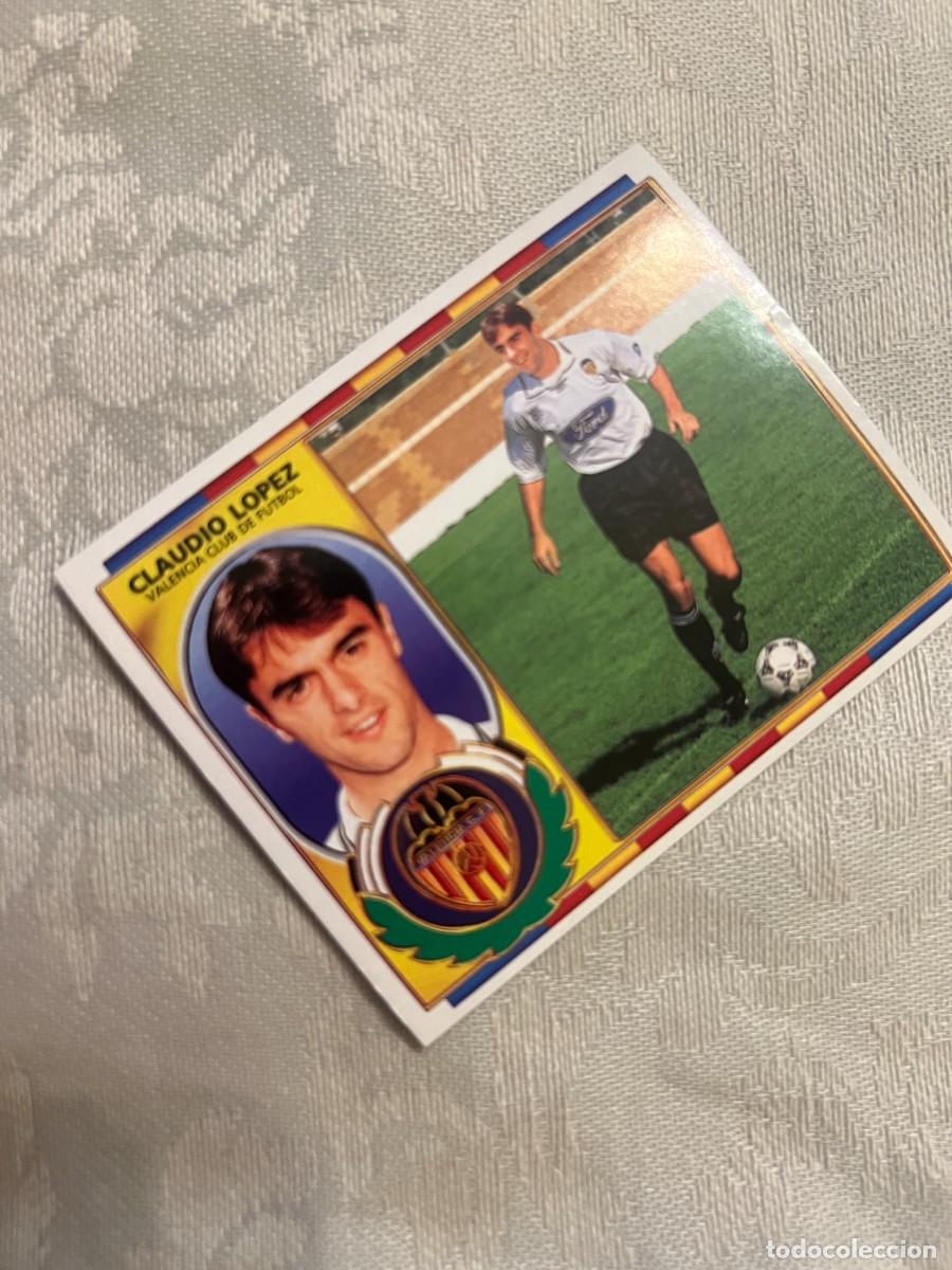 Cartes &agrave; collectionner de Football: CLAUDIO L&Oacute;PEZ VALENCIA SIN PEGAR EDICIONES ESTE 1996-97