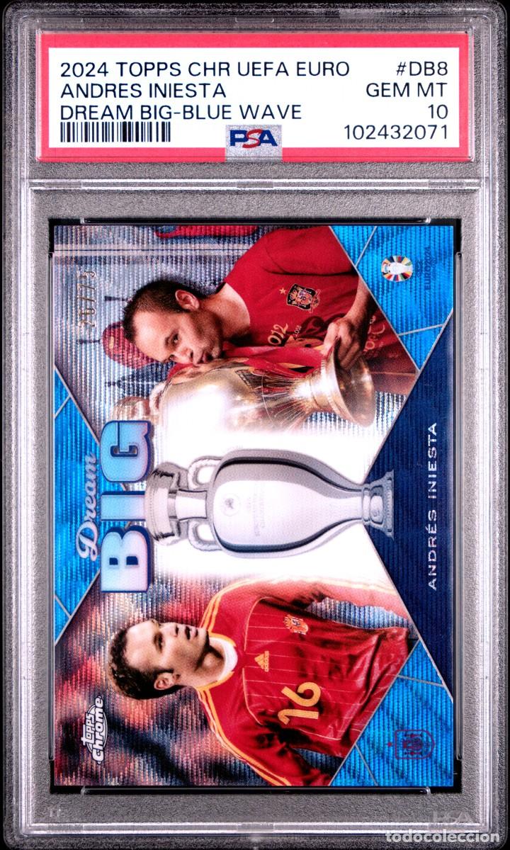 Cartes &agrave; collectionner de Football: Andres Iniesta 26/75 Espa&ntilde;a Topps Chrome Dream Big Blue Wave EURO 2024 PSA 10