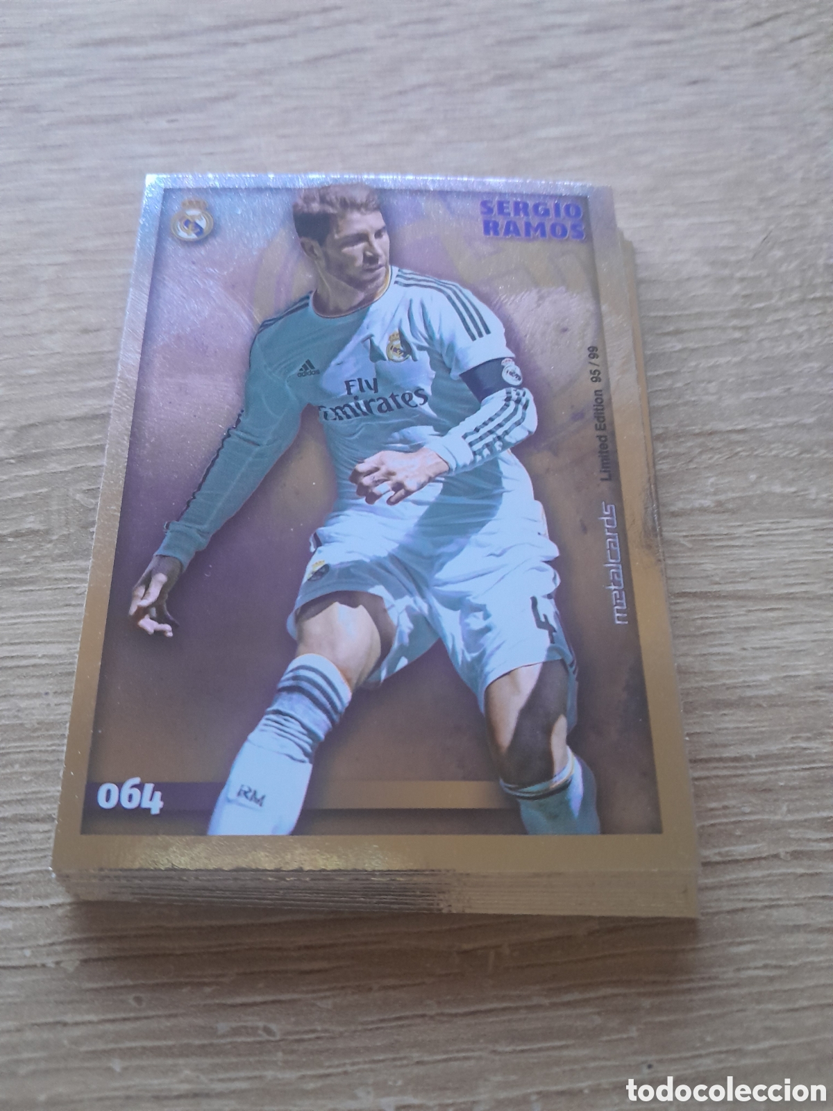 Football Stickers: 64 sergio ramos (Brillo Liso) - real madrid 2014 2015 - Mundicromo Liga metalCard 2014-15 metalcards