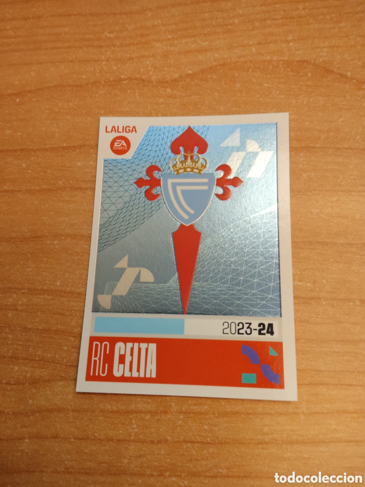 Cromos de f&uacute;tbol: 1 ESCUDO CELTA VIGO LIGA ESTE 2023 2024