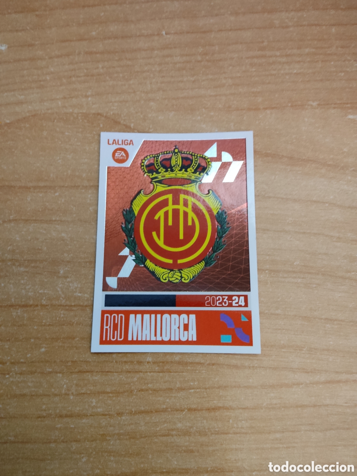 Fu&szlig;ball-Sticker: 1 ESCUDO MALLORCA LIGA ESTE 2023 2024